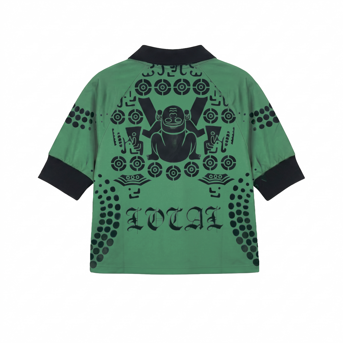 Introducing the MEXICANOS AL GRITO DE GUERRA (LIMITED EDITION) by Machina - Wearable Technology: a green shirt with black collar and cuffs, inspired by classic goalkeeper jerseys. It features a bold black graphic of a smiling cat, abstract symbols reminiscent of Huastec warriors, and the stylized word “LOLA” in black on the back.
