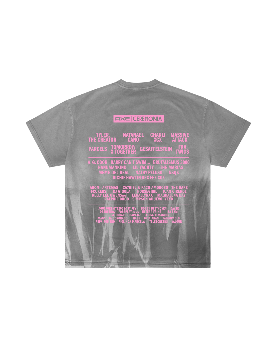The Por encima de la Luna t-shirt by Machina - Wearable Technology blends vintage streetwear and modern festival fashion with its gray, bleached cotton look. It features pink text showcasing Festival Axe Ceremonia performers like Tyler the Creator and Mia in bold typography.